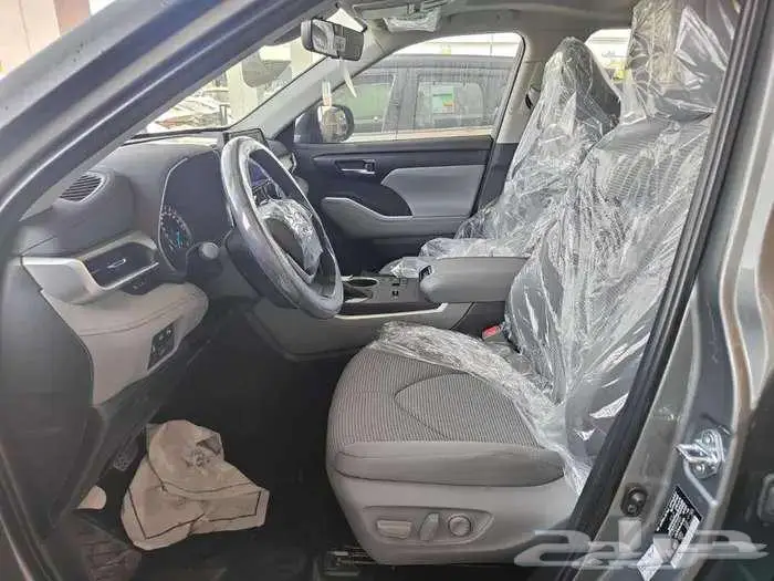 تويوتا هايلاندر GLE نص فل 2025 سعودي 7