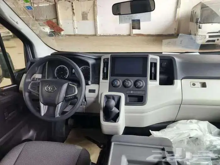 متوفر تويوتا هايس بضاعه سقف منخفض وسقف مرتفع 2026 4