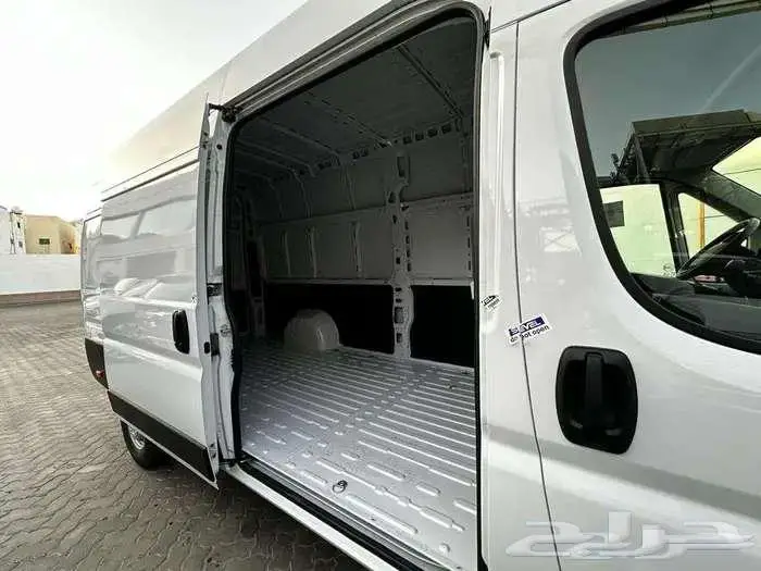 بيجو بوكسر فان بضاعة L4H3 ديزل موديل 2025 3