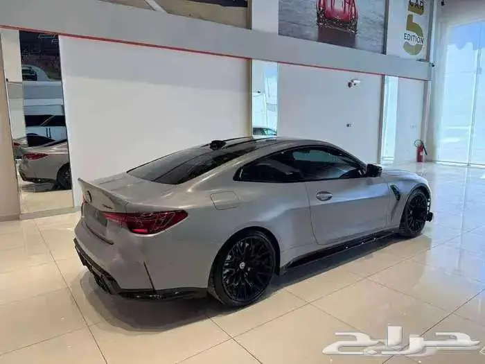 بي ام دبليو M4 CSL موديل 2023 1