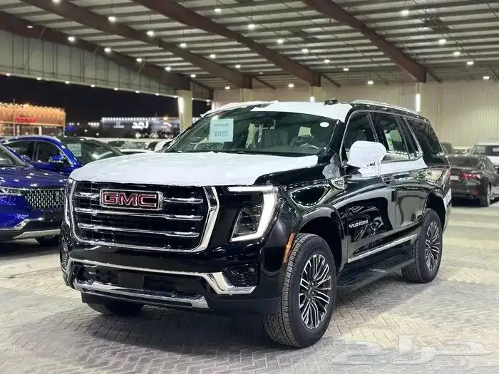 جي ام سي يوكن الموديل2025 بدون دبل قصير أسود 0