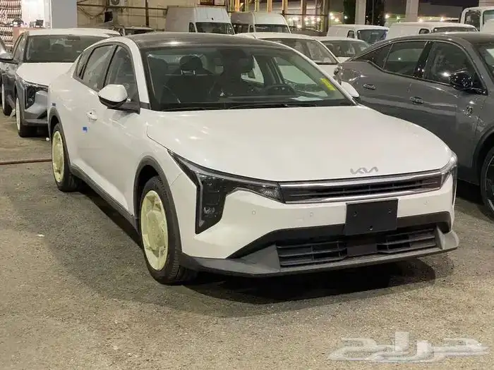 كيا k4 موديل 2026 نص فل GLS مكينة 2.0 كاش اقساط 0