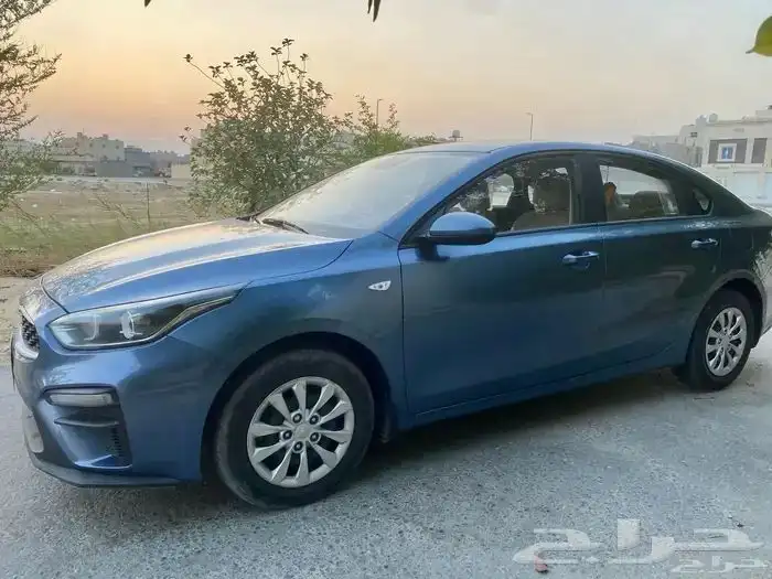 كيا سيراتو 2021 ستاندرد 5