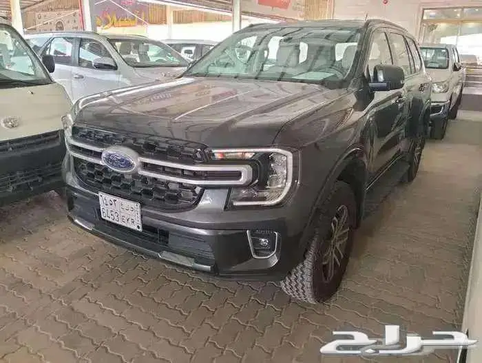 فورد ايفرست XLS ديزل 2024 ممشى 5000 كم فقط 1