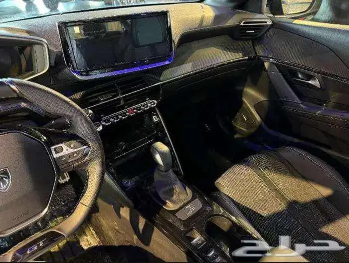 بيجو 208 موديل 2025 بسعر حصري في سفنز وخصم على باقات التظليل 7