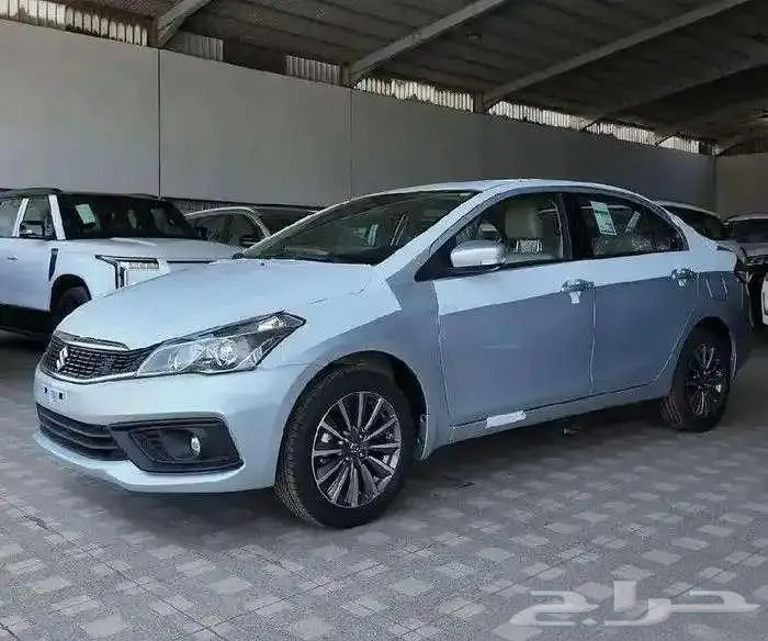 سوزوكي سياز فل كامل 2025 للبيع كاش او تقسيط برواتب من 3500 2