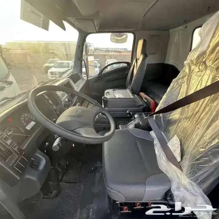 ايسوزو دينا 13 طن موديل 2025 5