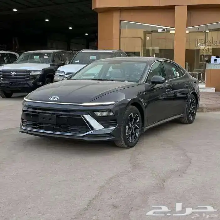 هيونداي سوناتا 2025 اسود باقل الاسعار 0