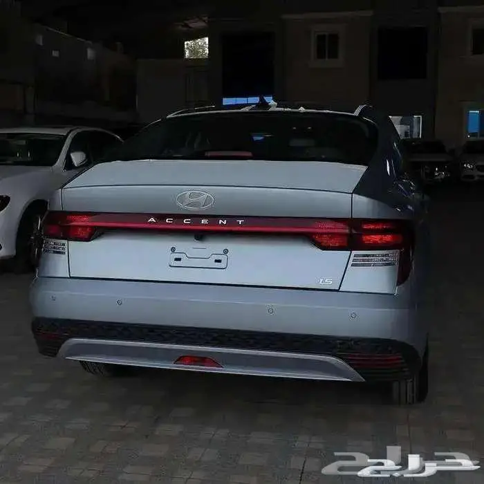 هيونداي اكسنت 2026 10