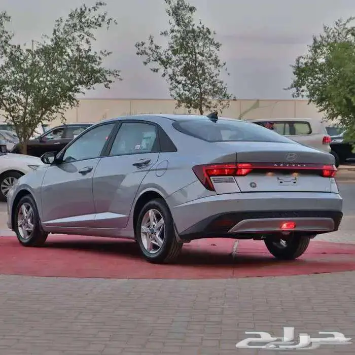 هيونداي اكسنت 2026 قير اوتماتيك بنزين 8