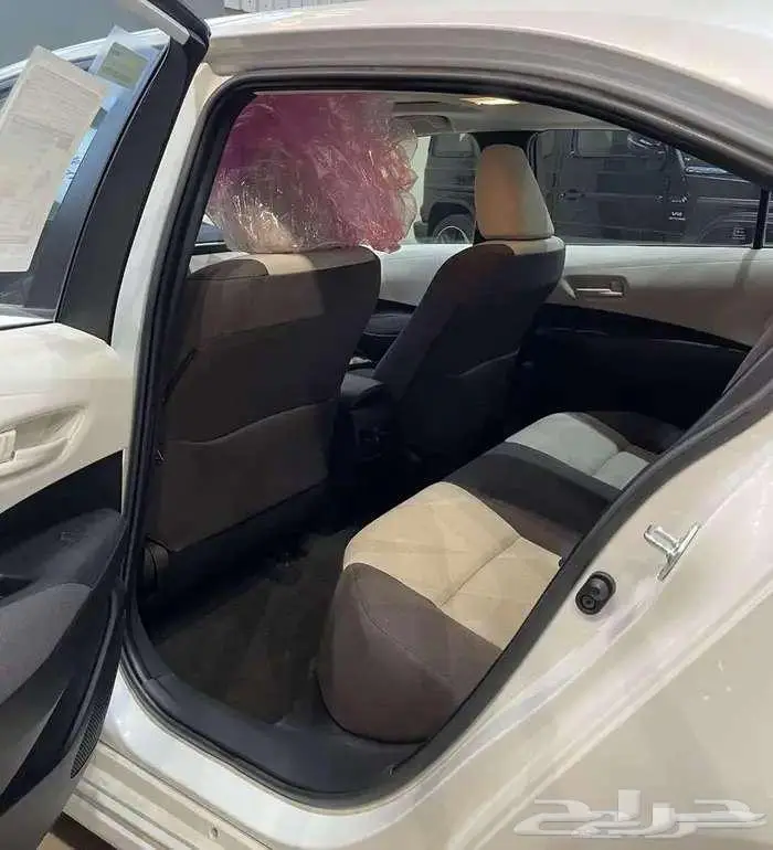 تويوتا كورولا 2.0 Xli فتحة بنزين 2025 3