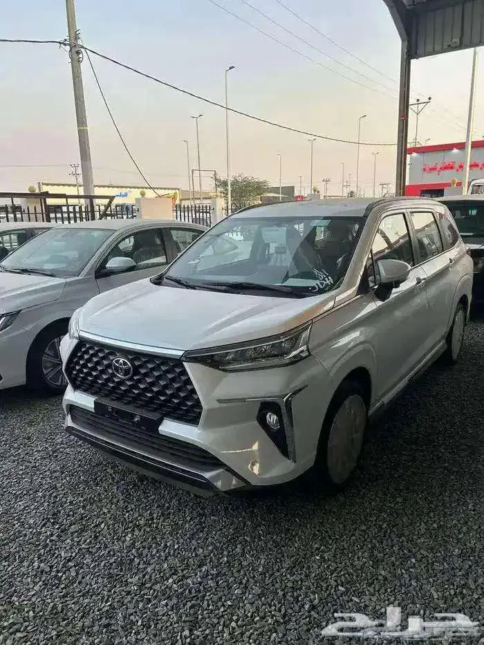 تويوتا فيلوز GLX موديل 2025 كاش واقساط 1