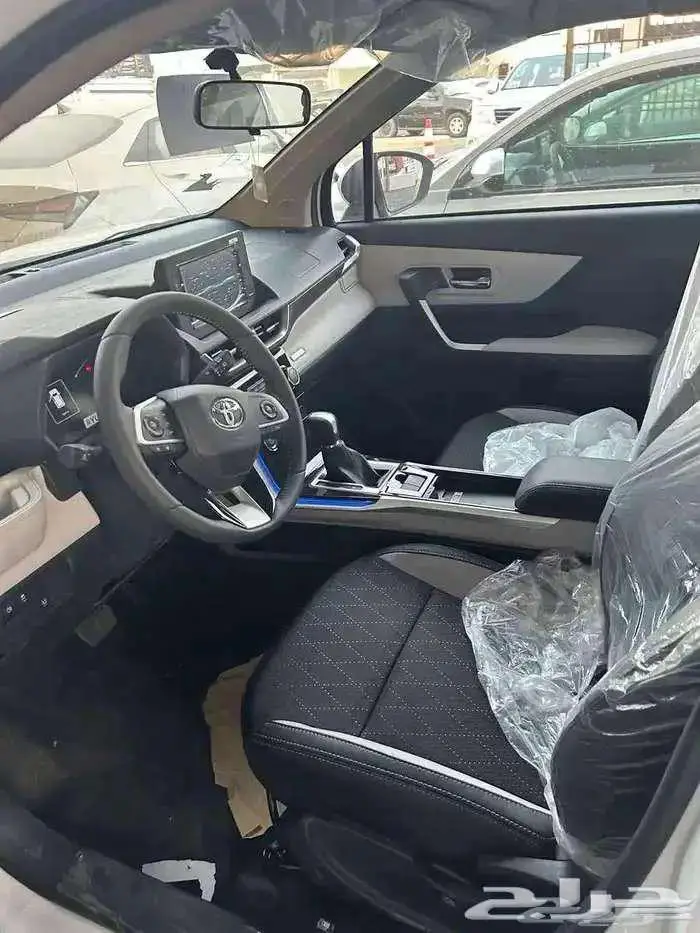 تويوتا فيلوز GLX موديل 2025 كاش واقساط 2