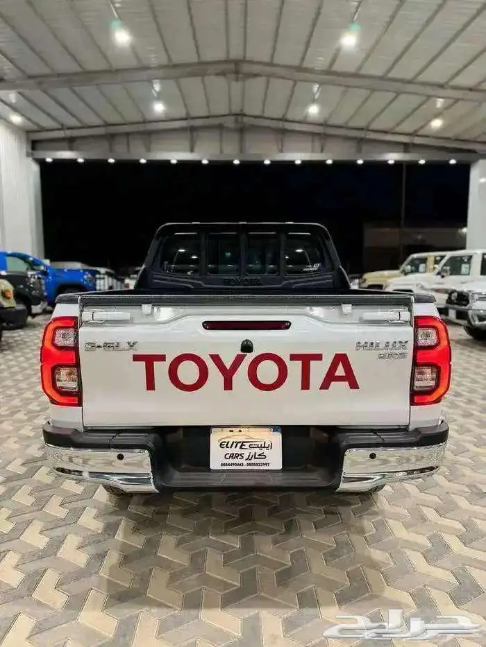 تويوتا هايلوكس موديل 2023 5