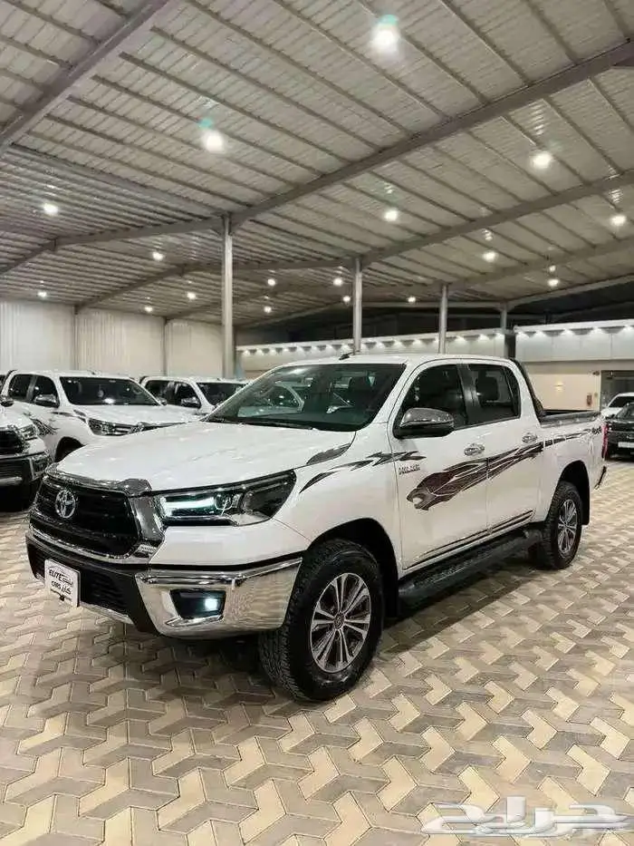 تويوتا هايلوكس موديل 2023 2