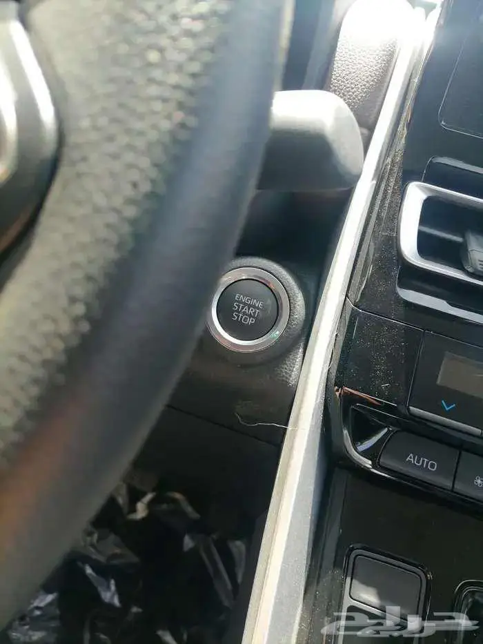 تويوتا انوفا GL بنزين 2026 10