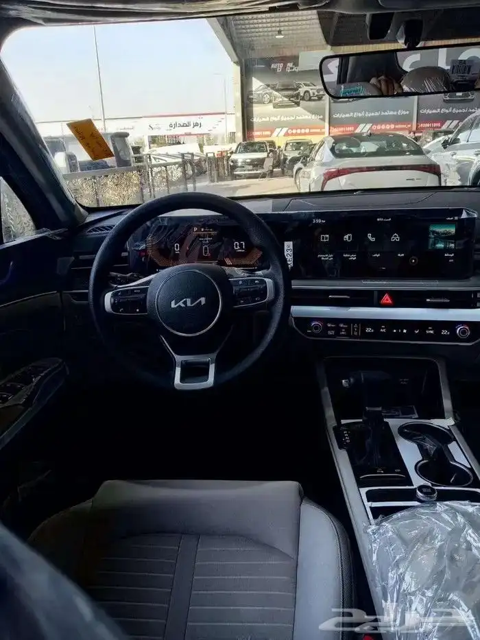 كيا k5 استاندر مطوره بفتحه سقف موديل2025 كاش و تقسيط 3