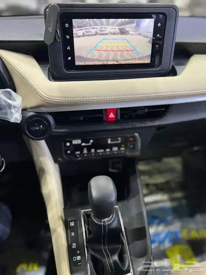 تويوتا يارس 2023 سعودي ماشي 141 الف قمة فالنظافة 8