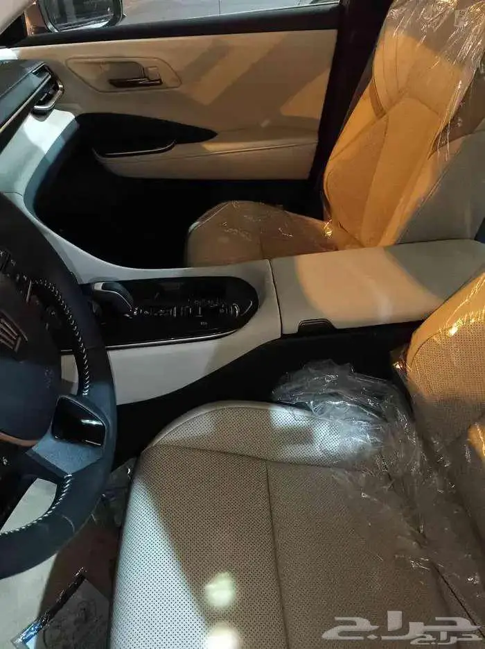 تويوتا كروان بريميوم ويتوفر برستيج 2026 سعودي 5