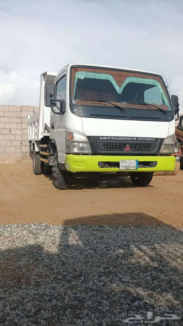 للبيع قلاب ميتسوبيشي 3-4 طن 1