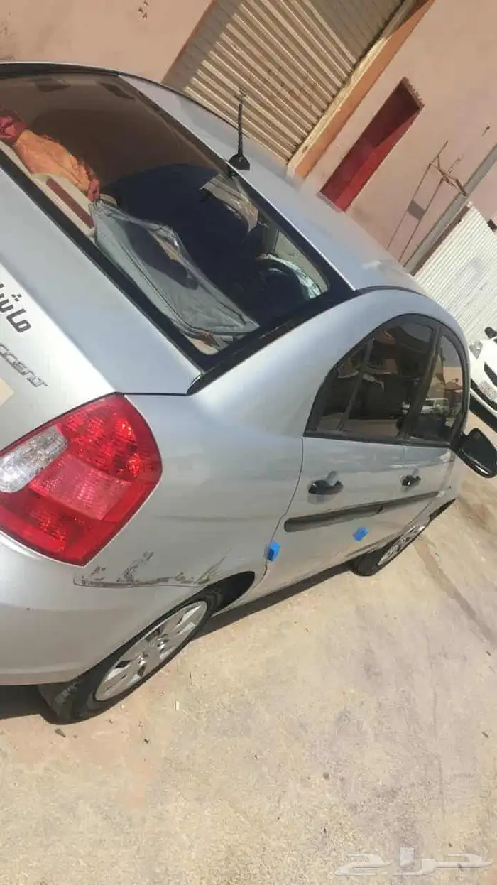 هيونداي اكسنت 2011 8