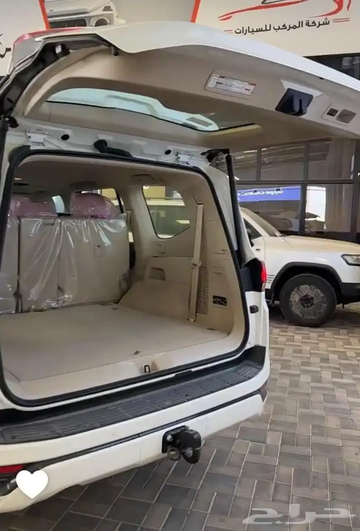 تويوتا لاندكروزرGXR فل كامل تنفس طبيعي بنزين مودل 2025 خليجي 13