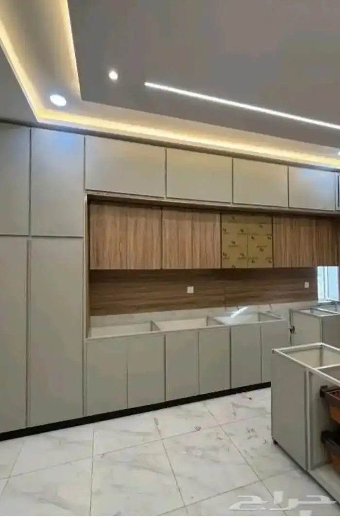 نجار معلم غرفة نوم ومطبخ المنيوم فك 1