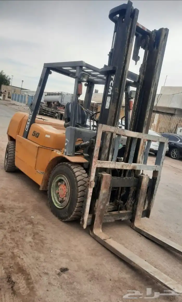 فوركلفت رافعات شوكيه وكرينات للأيجار 4