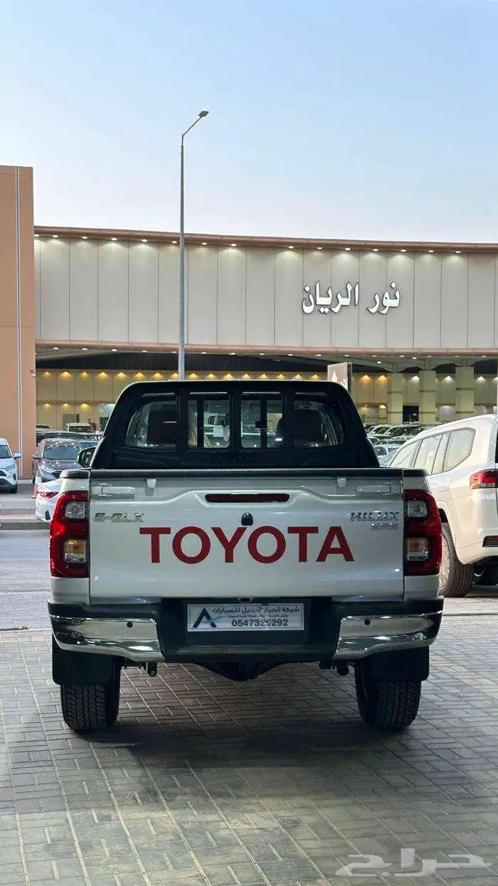 تويوتا هايلكس غمارتين سوبر بنزين سعودي قير عادي 2025 3