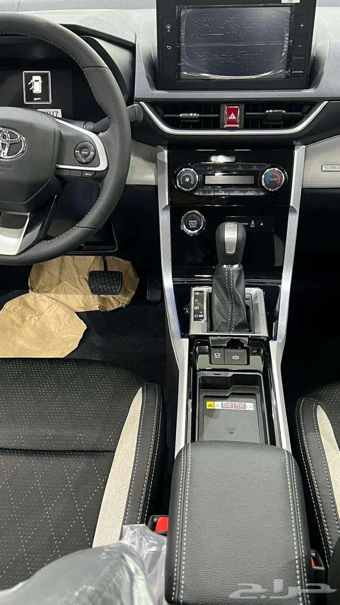 تويوتا فيلوز GLX 2025 اقل الاسعار كاش واقساط 15