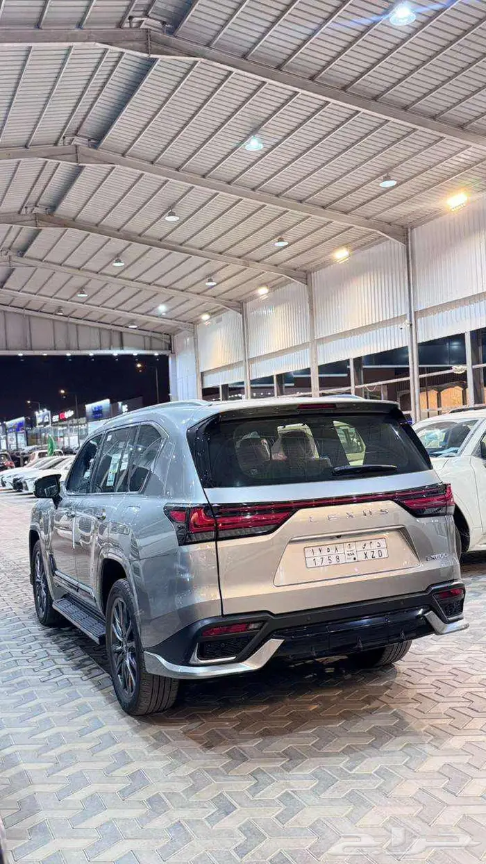 لكزس اف سبورت سعودي 2024 ممشي 40 15