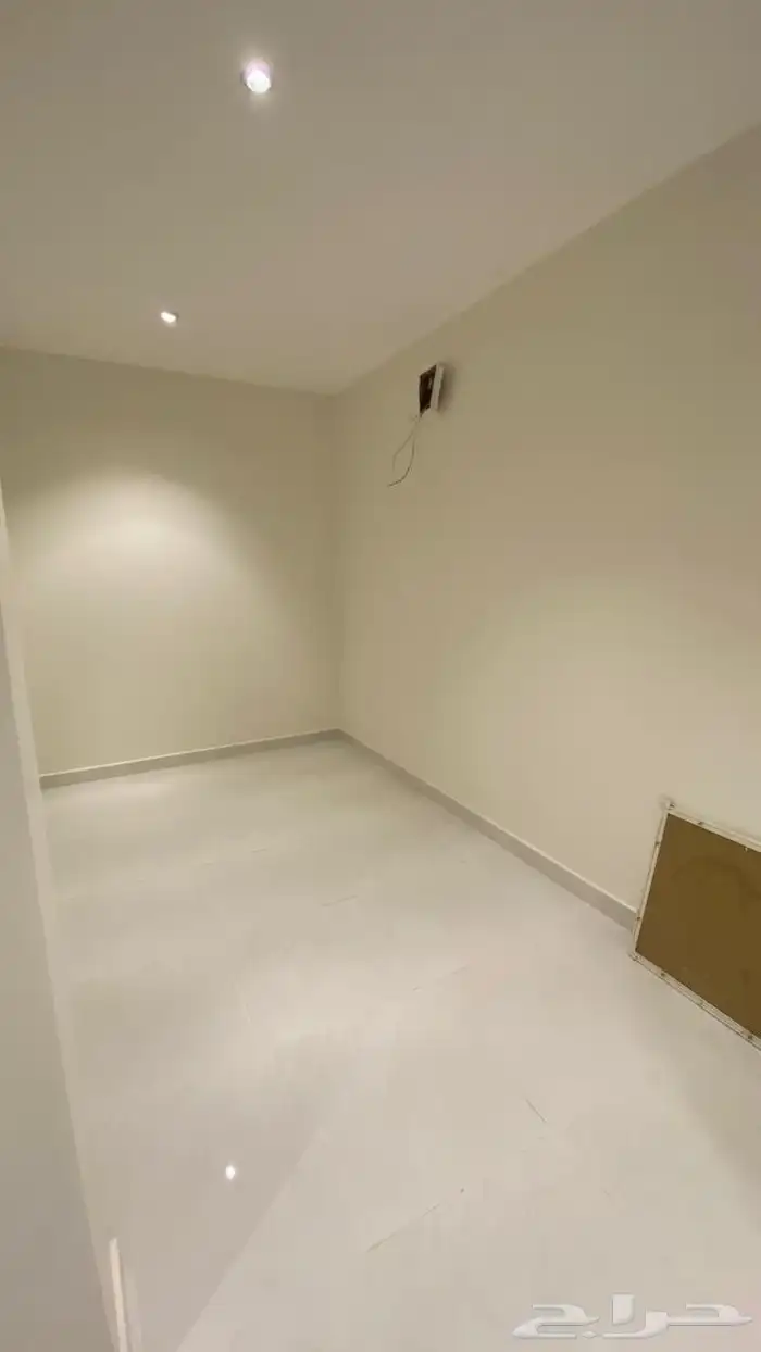 فيلا جديده للايجار شرق الرياض الجنادرية المشرقيه 350م 14