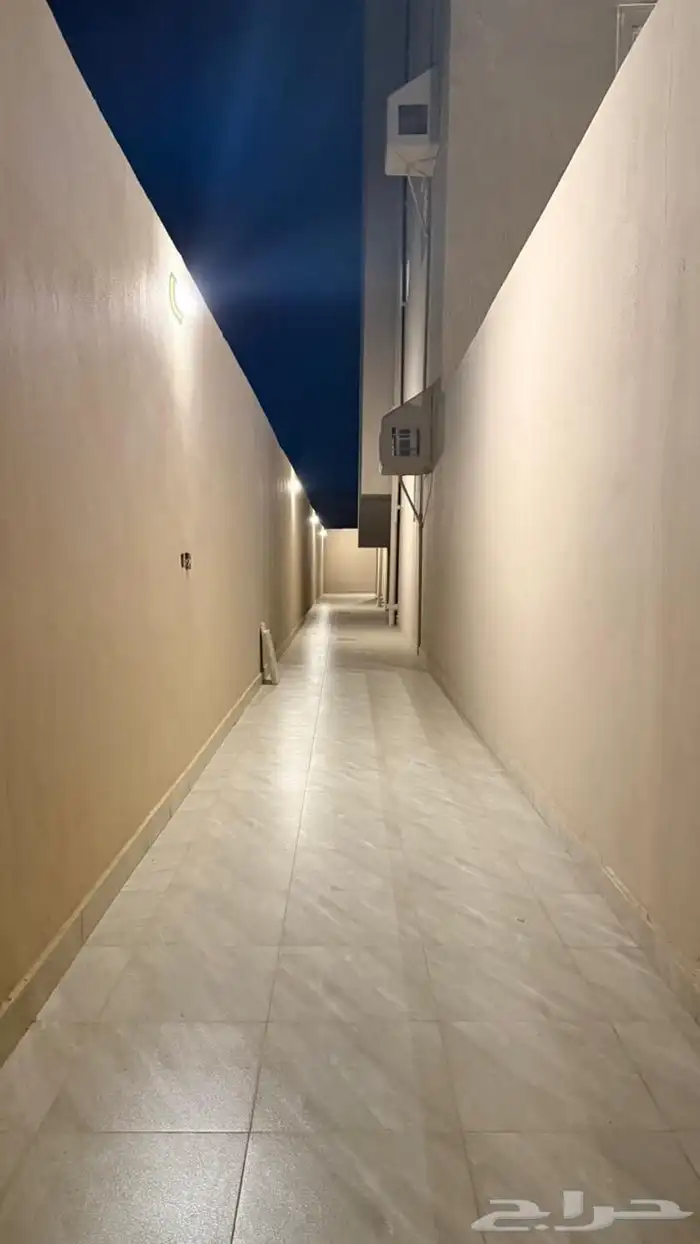 عمارة بناء شخصي للبيع في حي السويس 3