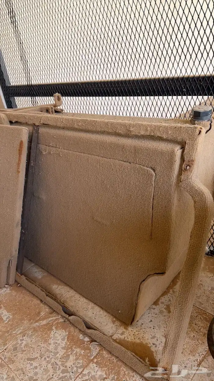 طبق و تانكي و درج مخفي طبق لاند كلوزر 3