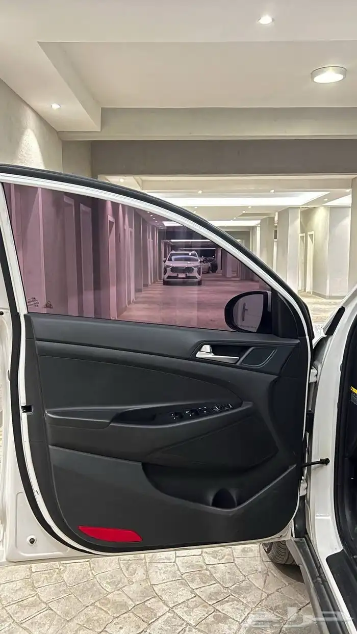 توسان 2020 بحالة الوكالة ( ديزل ) 7