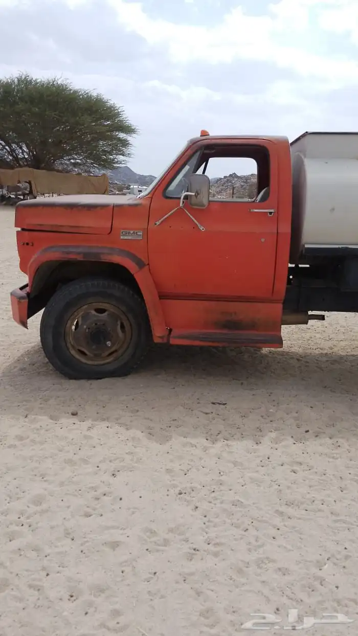 وايت GMC نظيف 0