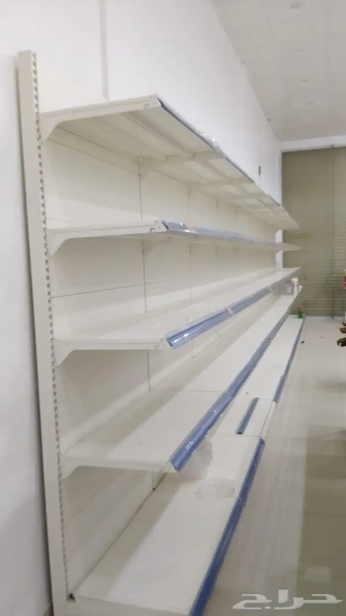رفوف بقاله جداري 16متر وسط 12متر العرض 45سم 2