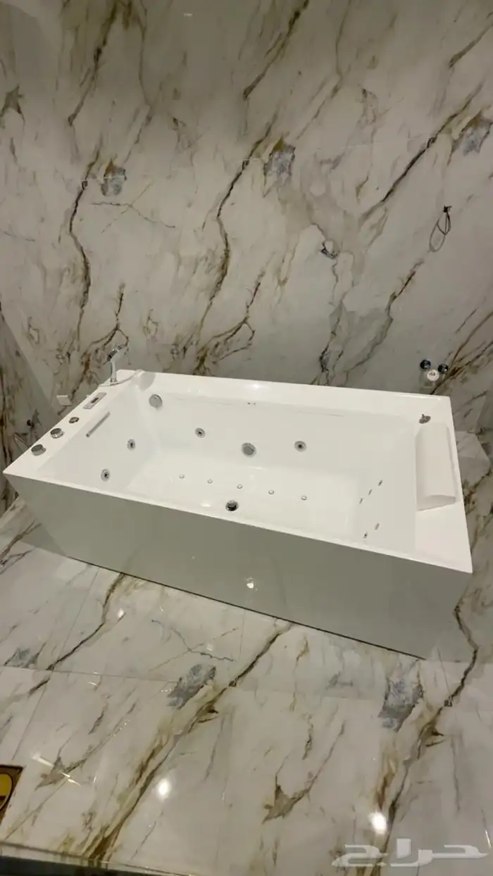 جهاز جاكوزي جديد لم يستخدم وسبب بيعه لايوجد له مكان مناسب 0