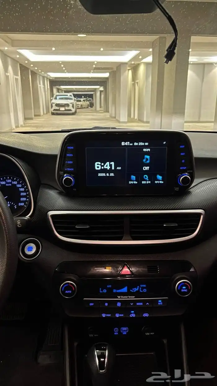 توسان 2020 بحالة الوكالة ( ديزل ) 11