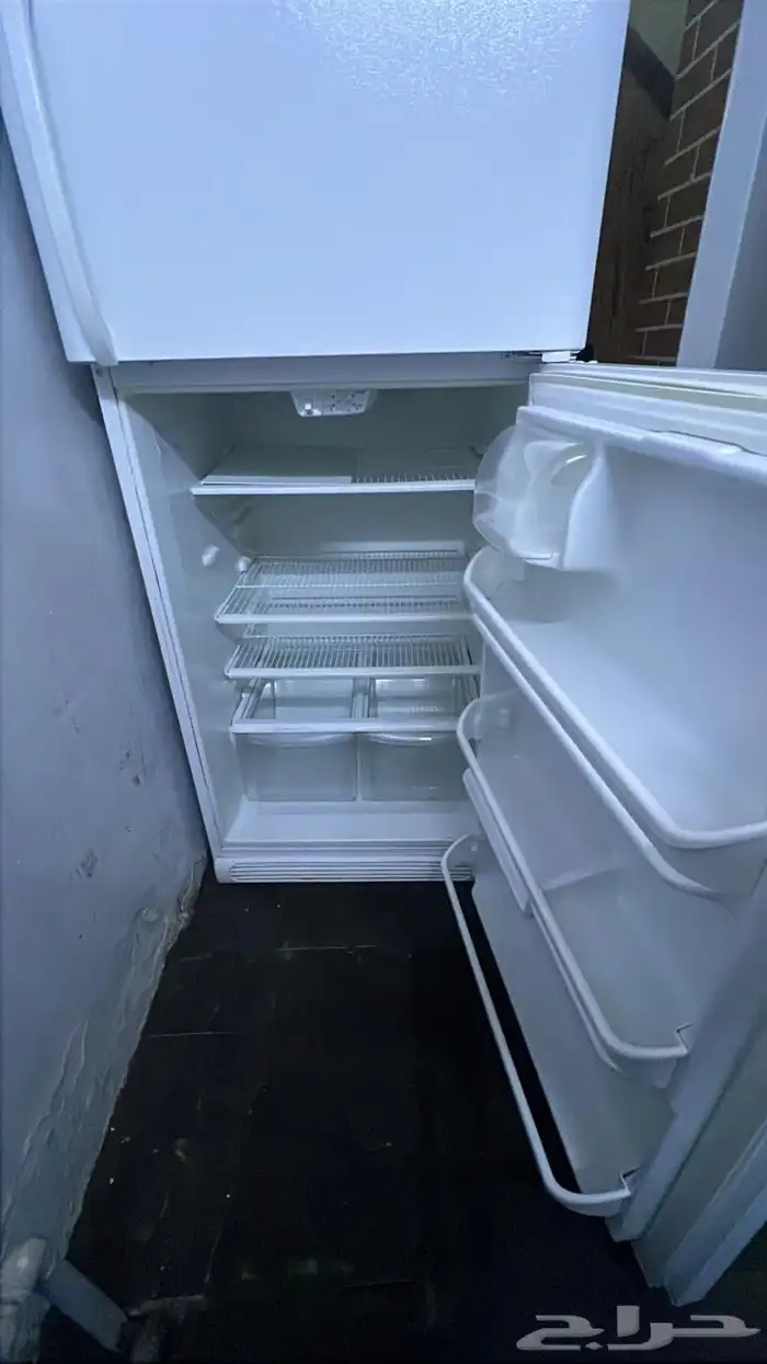 ثلاجه لبيع 4