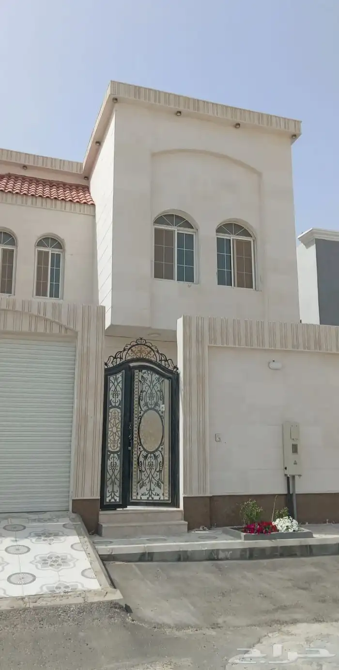 للبيع فيلا مستخدمه ب سعر مميز 0