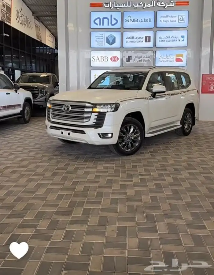 تويوتا لاندكروزرGXR فل كامل تنفس طبيعي بنزين مودل 2025 خليجي 1