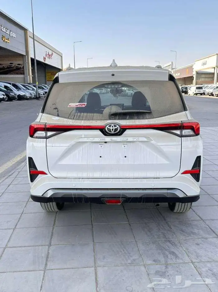 تويوتا فيلوز 2025 GLX 3