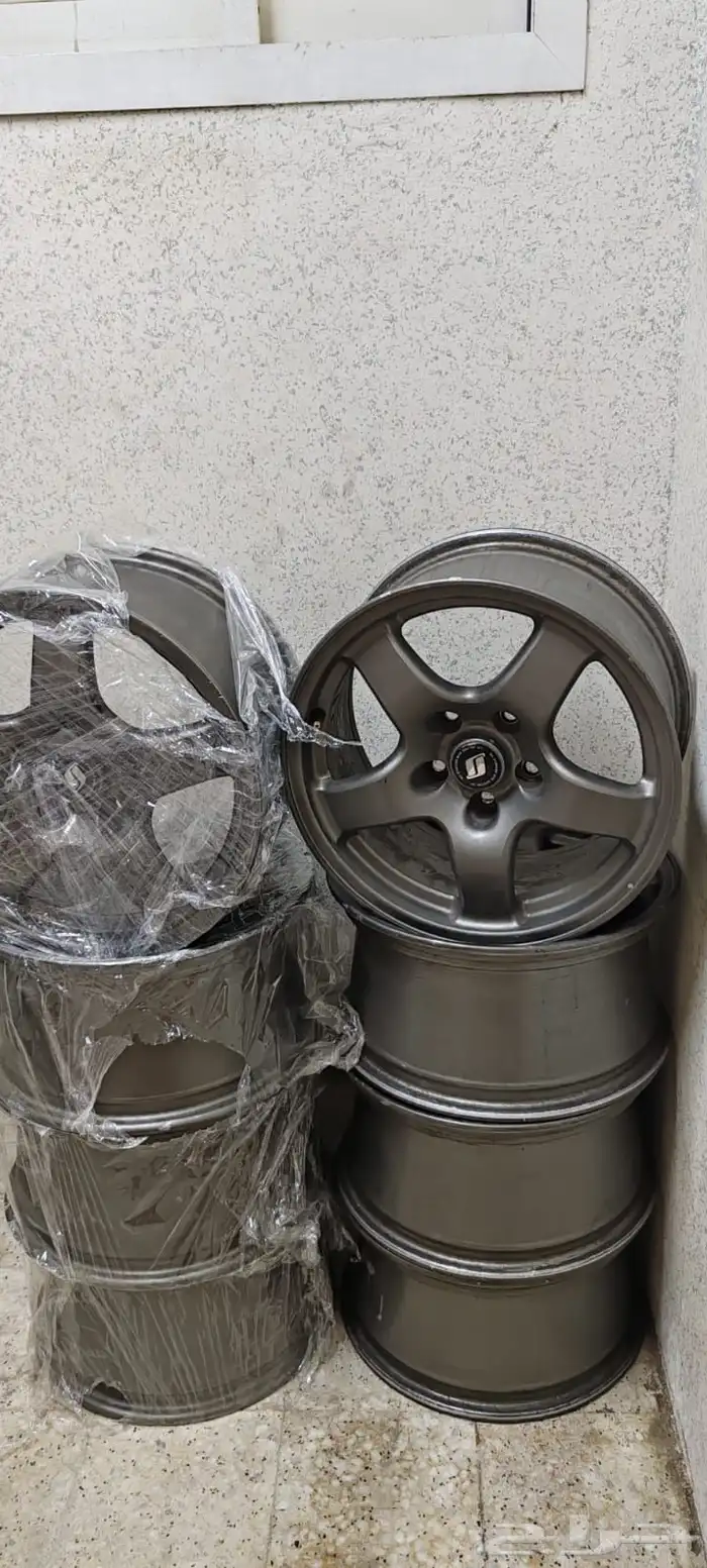 للبيع جنوط جي تي ار 32 2