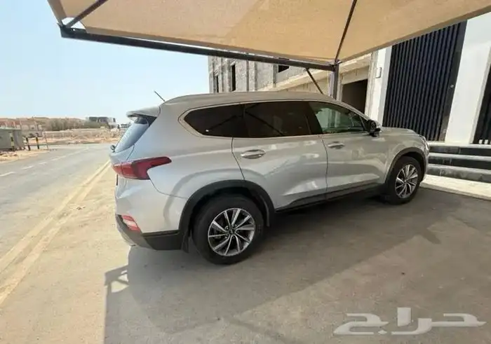 البيع هيونداي سنتافي 2019 بنزين مستخدم اول من الوكالة 1
