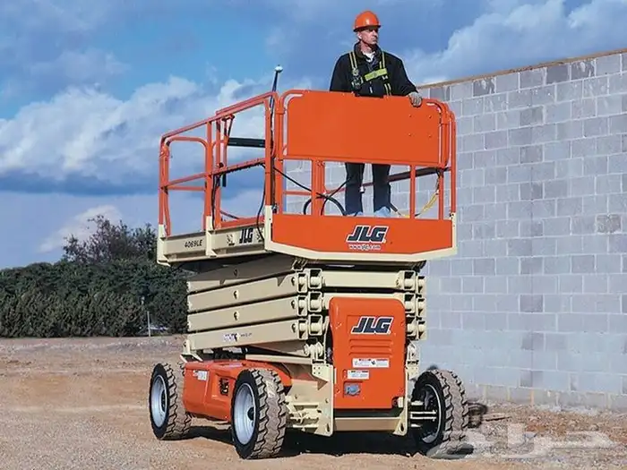 سيزرلفت للايجار في الرياض 8