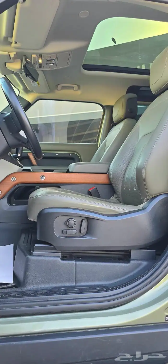 رنج روفر دينفدر 90 HSE 6 سلندر مديل 2021 8