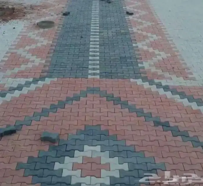 متخصصون في أعمال البردورات والإنترلوك والبلاط 2