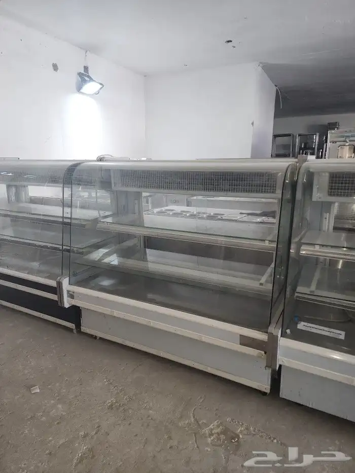 ثلاجات دجاج عرض مستخدمه شبه جديد 7