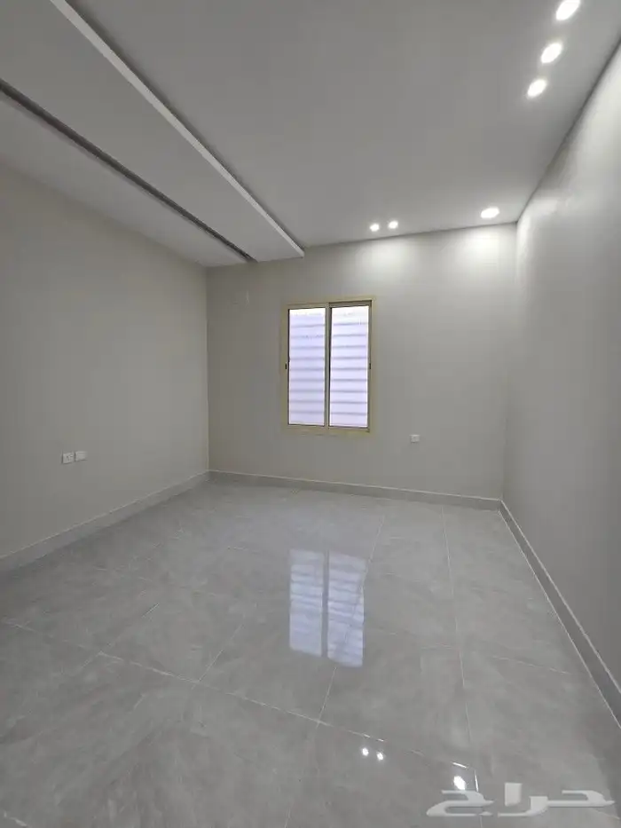 للبيع روف علوى مع ملحق مصعدراكب ومطابخ جاهزه650 ألف احدرفيدة 26